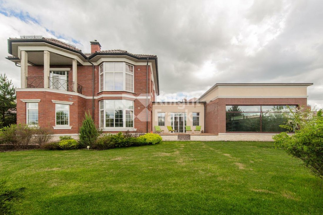 House In Moscow, Moscow, Russia For Sale (11452290)