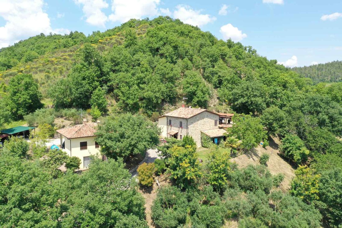 Restored Ancient Farmhouse, Once A Church Property, In Montone, Umbria