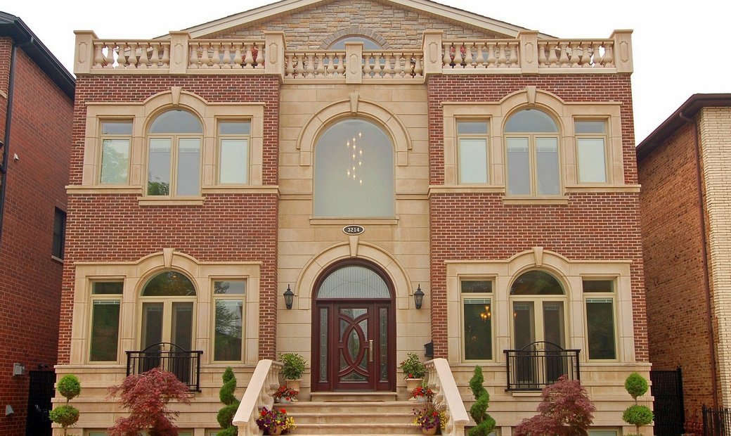 5 Bedrooms Single Family Detached In Chicago, Illinois, United States ...