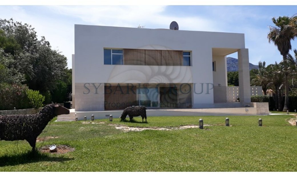 Modern 4 Bedroom Villa In Las Rotas, Denia In Denia, Valencian