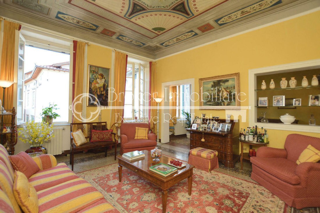 Apartment in Historic Center, Lucca, Tuscany 2 - 11439831