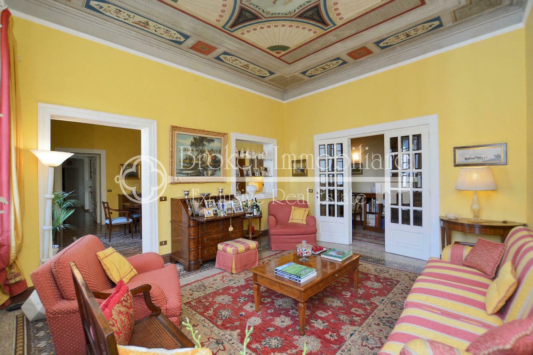 Apartment in Historic Center, Lucca, Tuscany 4 - 11439831