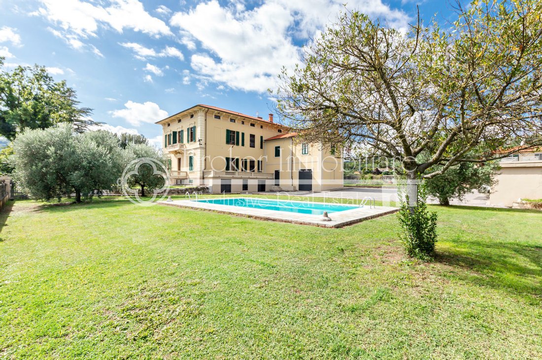 Villa en Lucca, Toscana, Italia 3 - 11439955