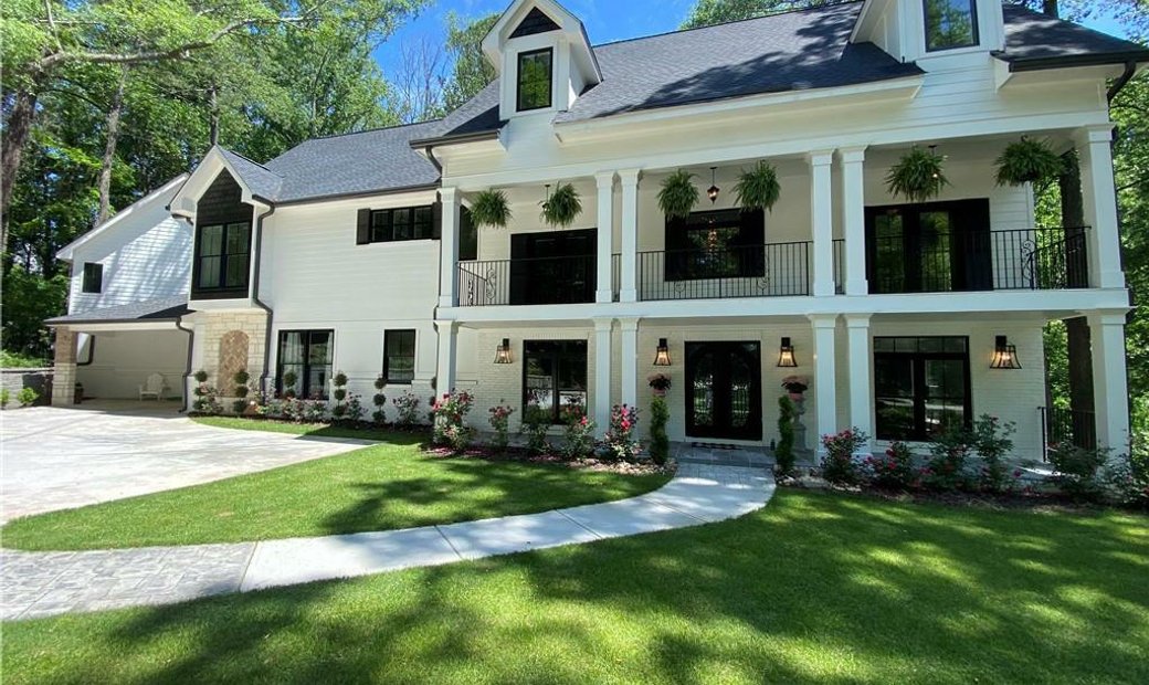 6 Bedrooms Single Family Detached In Atlanta, United States