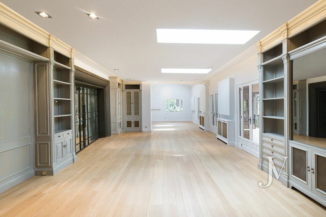 Villa in Fuencarral-El Pardo, Madrid, Spain 2 - 11474469
