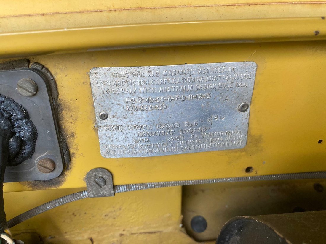Pickup in Hampton, Victoria, Australia 5 - 11479594