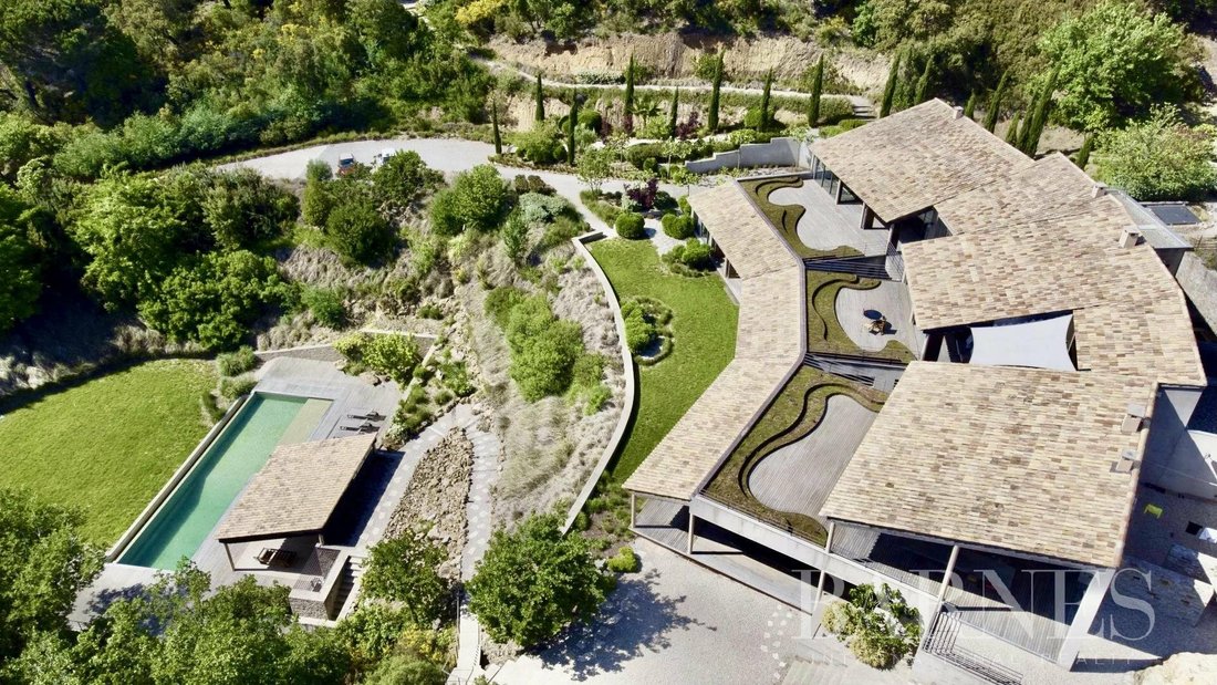 Villa in Grimaud, Provence-Alpes-Côte d'Azur, France 1 - 11443159