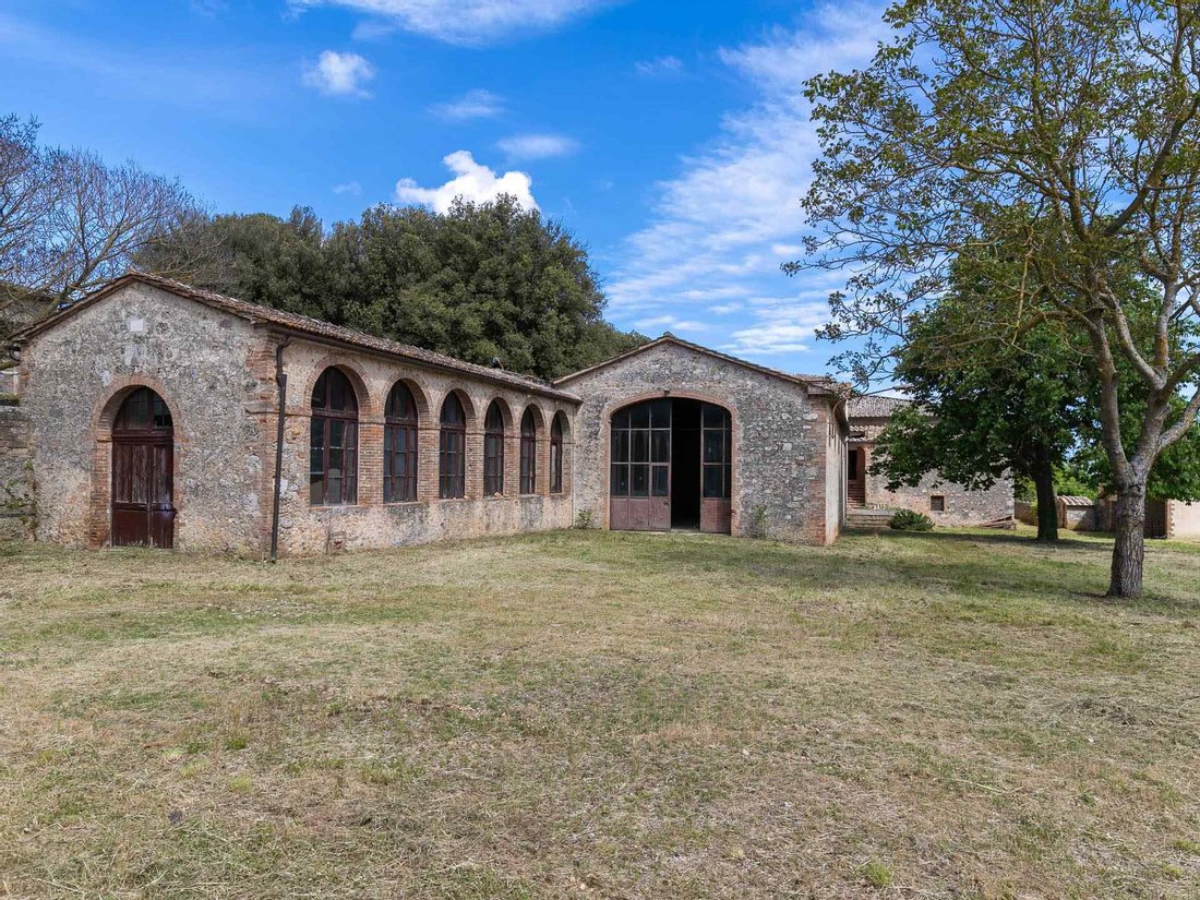 Estate in Monteriggioni, Tuscany, Italy 3 - 11488771