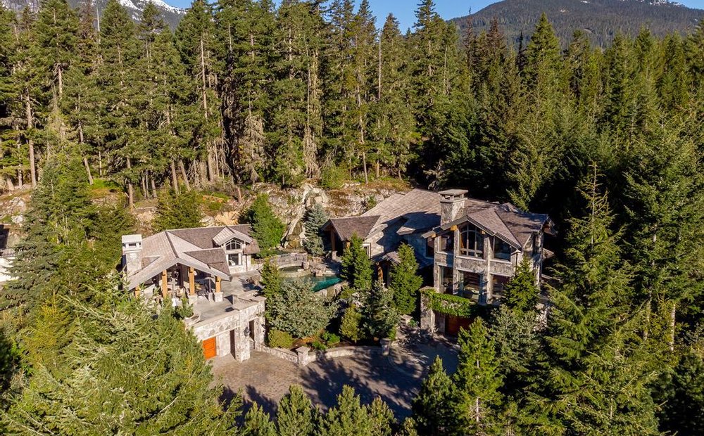 1641 28 Ave NE Salmon Arm British Columbia V1E 3X2 Single Family Homes for  Sale