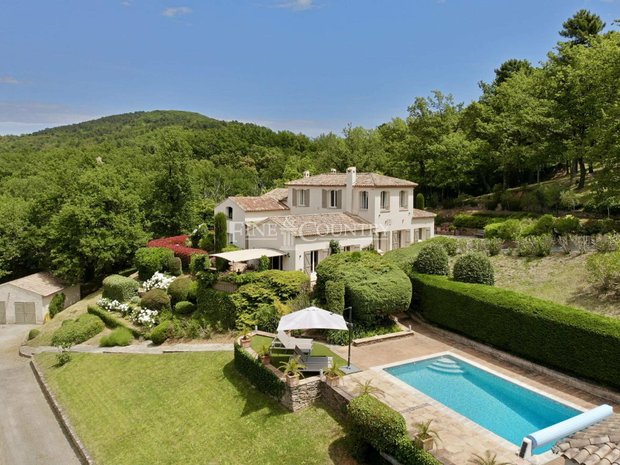 Villa in La Garde-Freinet, Provence-Alpes-Côte d'Azur, France 1