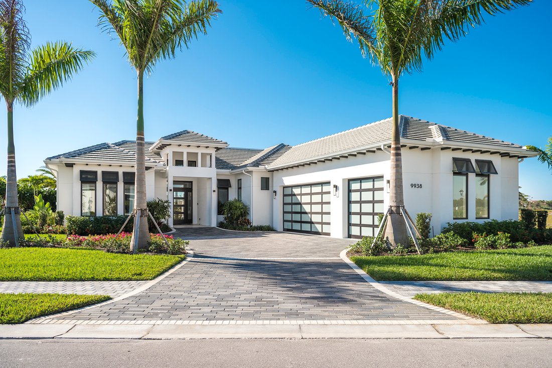 Treviso Bay In Naples, Florida, United States For Sale (11493349)