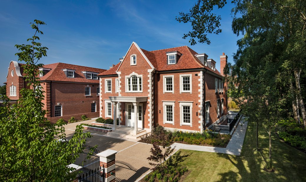 Huxley House, Avenue, London, N2 In London, England, United