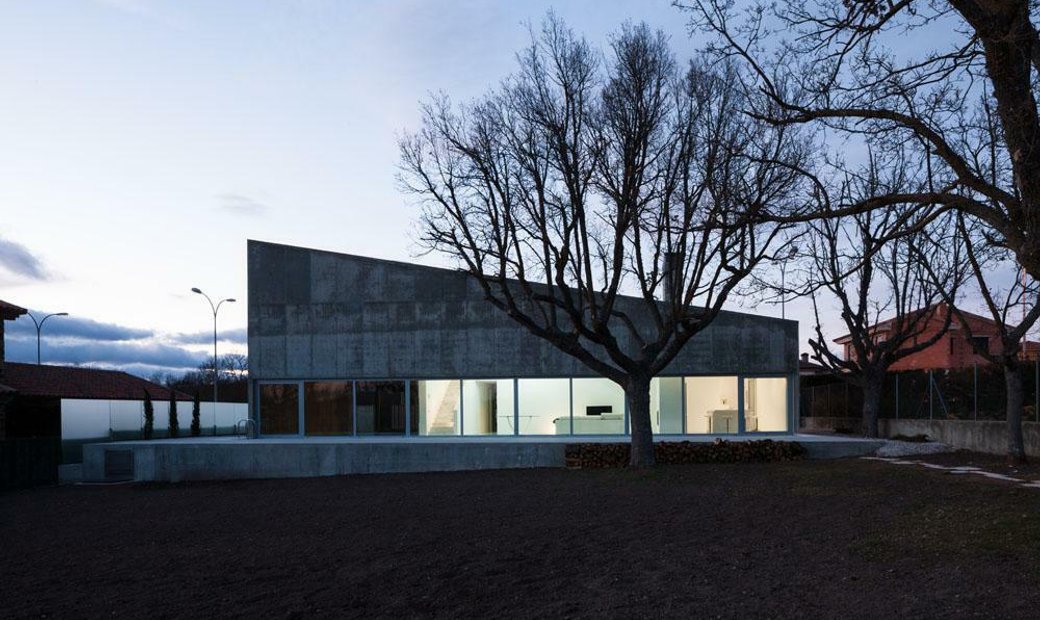 Contemporary Brutalism In Harmony With Nature In Castile And León ...