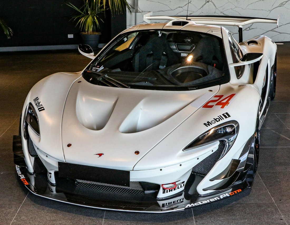 Race Car in Elwomple, South Australia, Australia 5 - 11498652