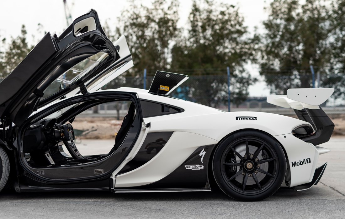 Race Car in Elwomple, South Australia, Australia 3 - 11498652