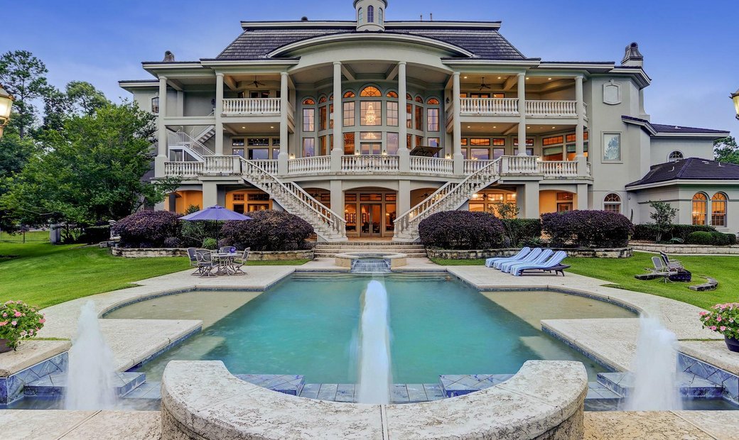 8 Deer Ridge Estates Boulevard In Houston, Texas, United States For