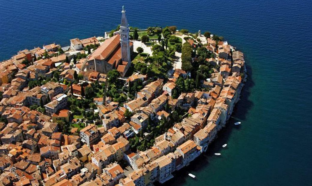 Villa For Sale In Rovinj, Rovinj In Rovinj, Istria County, Croatia For