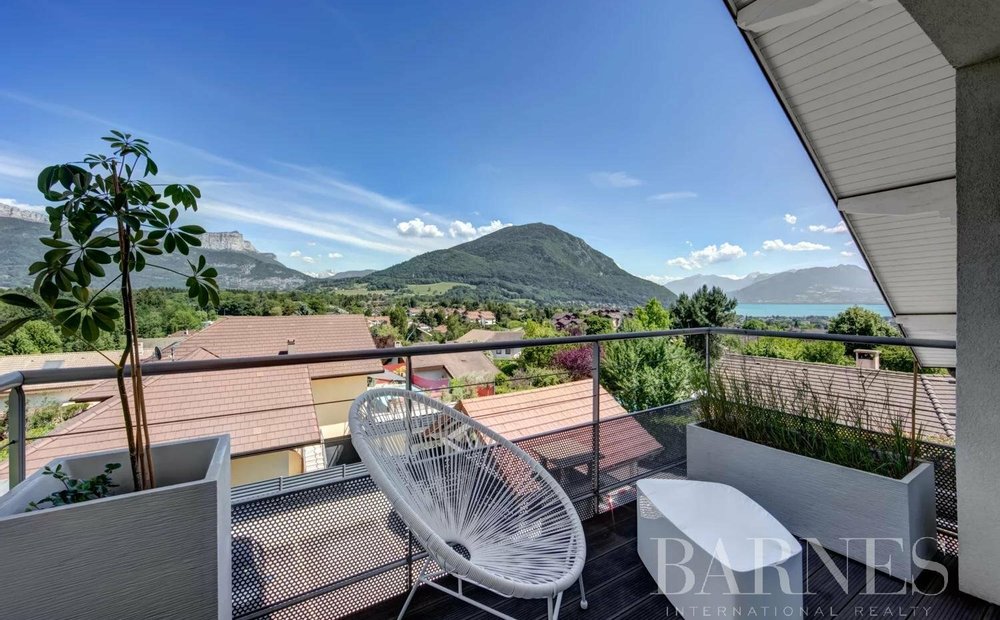 Luxury Apartments For Sale In Annecy Auvergne Rhone Alpes France Jamesedition