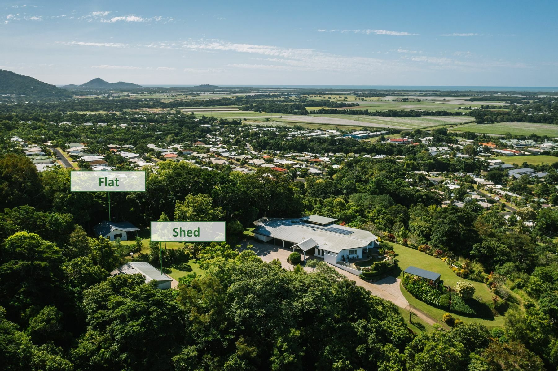 Stunning Family Home With Character And In Redlynch, Queensland