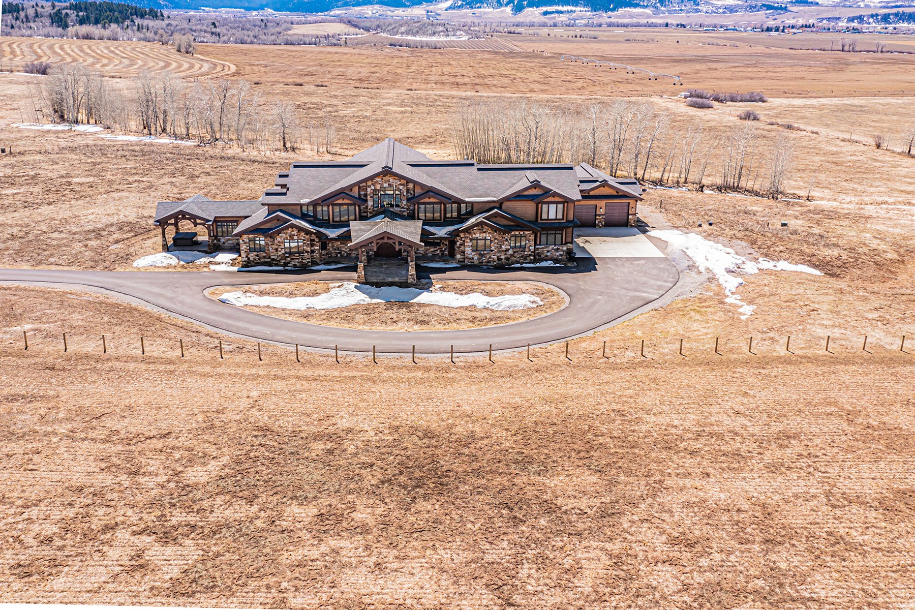 Exquisite Mountain Retreat In Bedford In Bedford, Wyoming, United