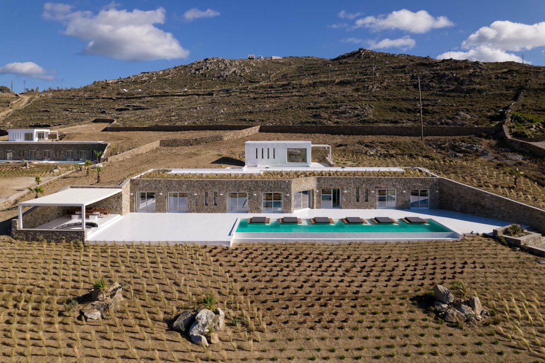 House in Ano Mera Community, Aegean, Greece 1 - 11420543
