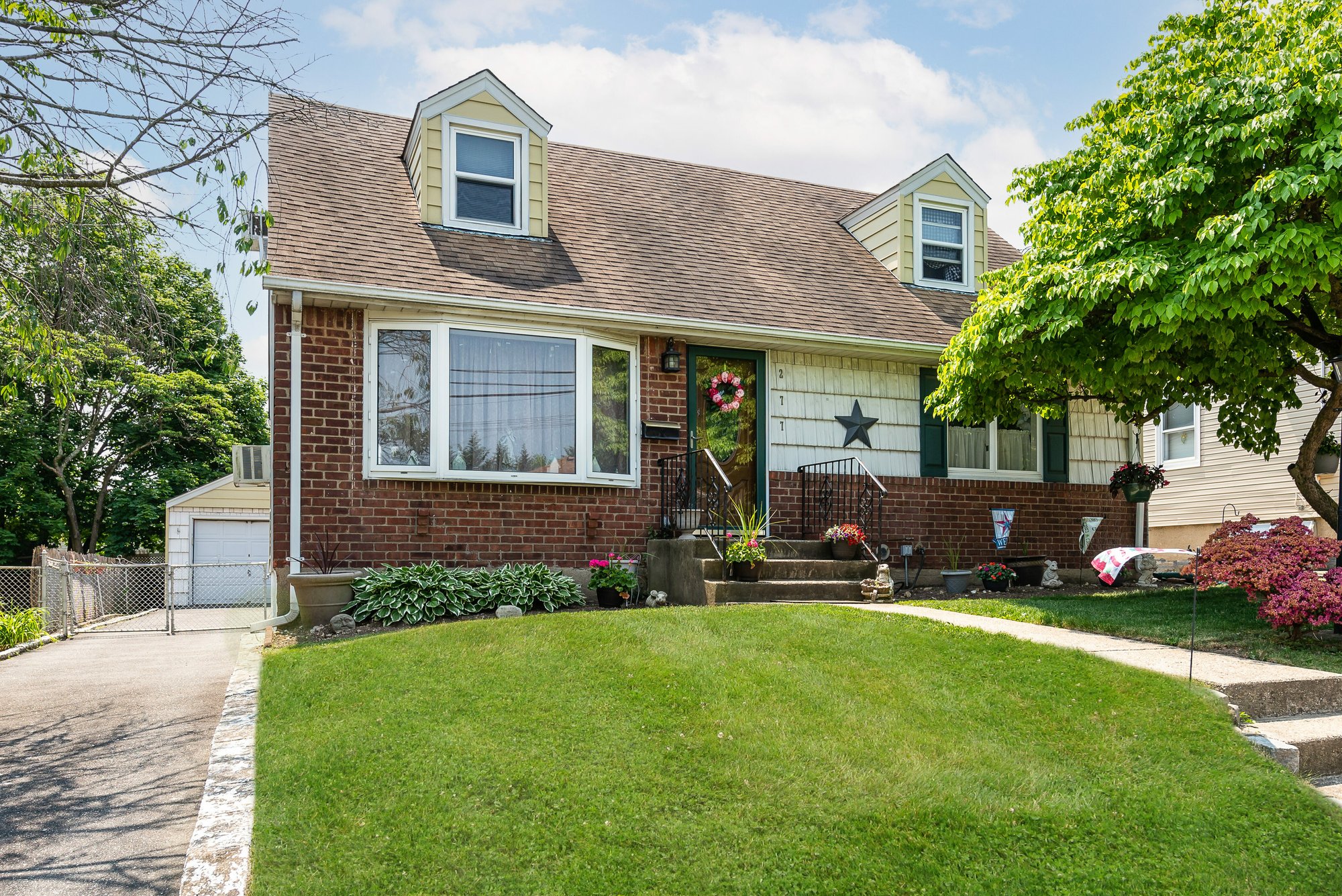 277 Rudolf Road, Mineola, Ny, 11501 In Mineola, New York, United States