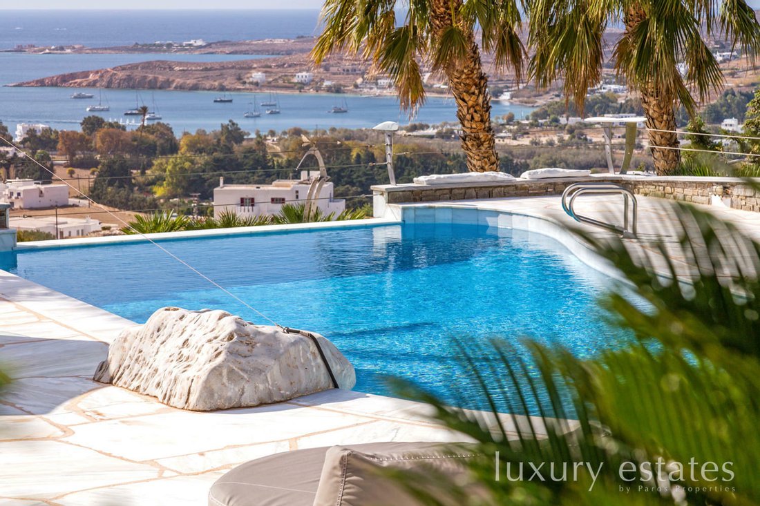 Villa in Paros, Aegean, Greece 1 - 11525758