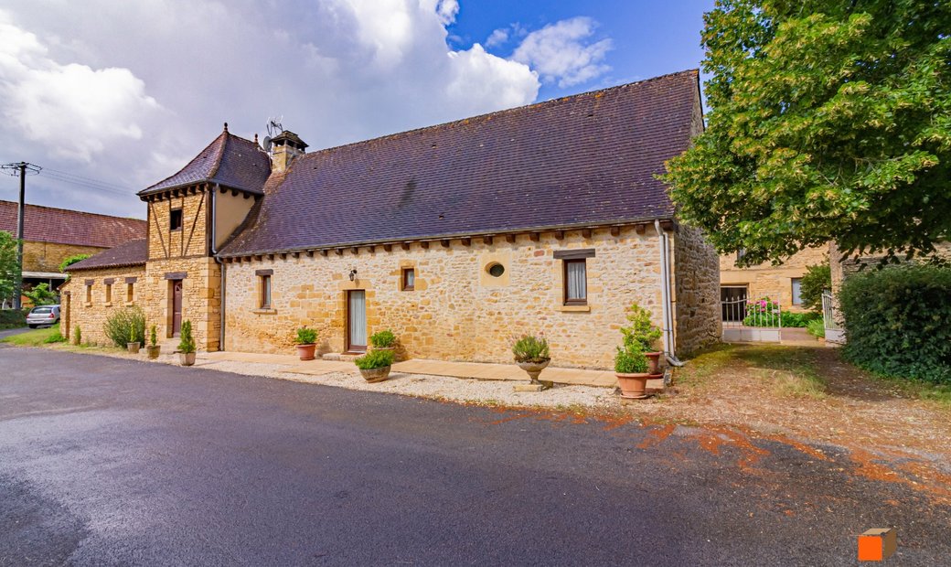 Real Estate Complex In In Marcillac Saint Quentin, Nouvelle Aquitaine