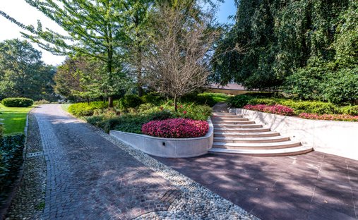 Villa in Casatenovo, Lombardei, Italien 1