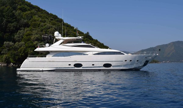 Ferretti PAREAKKI (11531588)