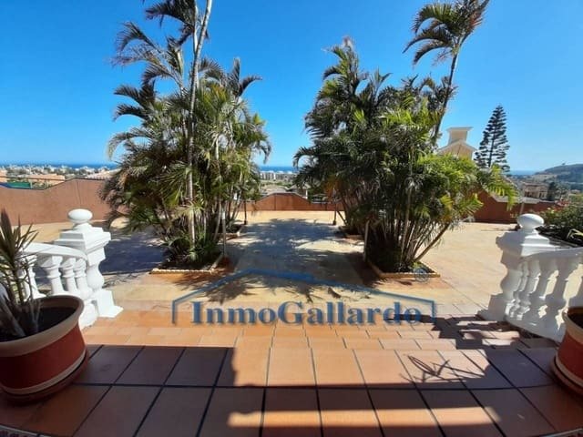 Villa in Torre del Mar, Velez-Malaga, Andalusia 2 - 11531304