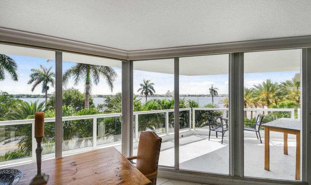 Condo West Palm Beach In West Palm Beach, Florida, United States For