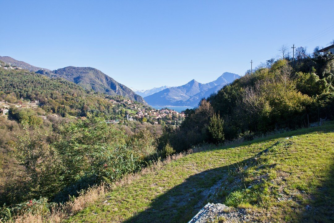 Lake Como Villa In Como, Lombardy, Italy For Sale (11539175)