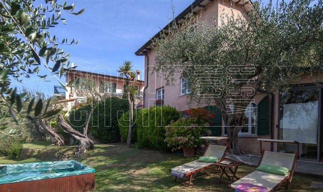 Farmhouse Surrounded By Land, With Lounging Areas In Ortonovo, Liguria
