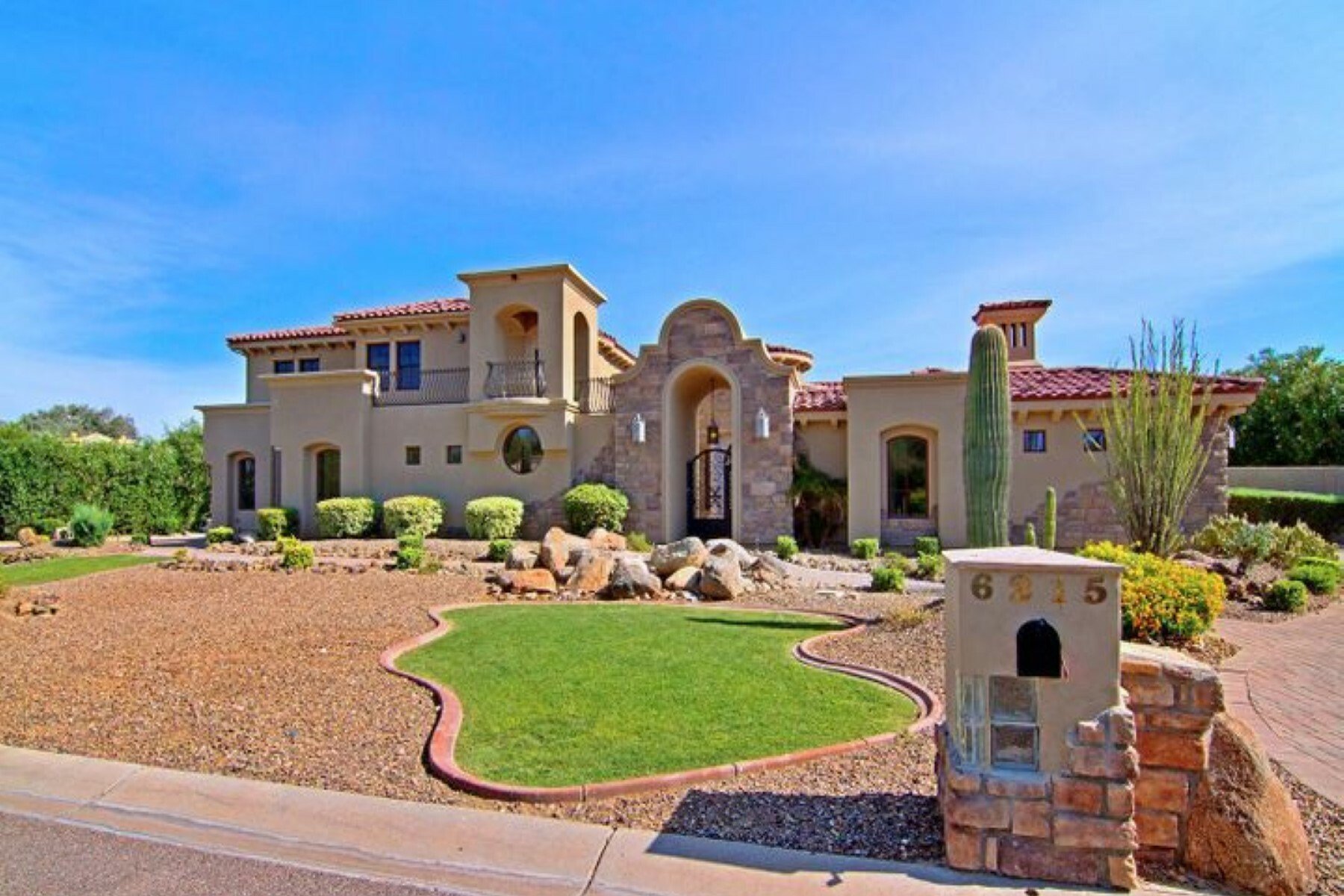 Sunburst Farms In Paradise Valley, Arizona, United States For Sale