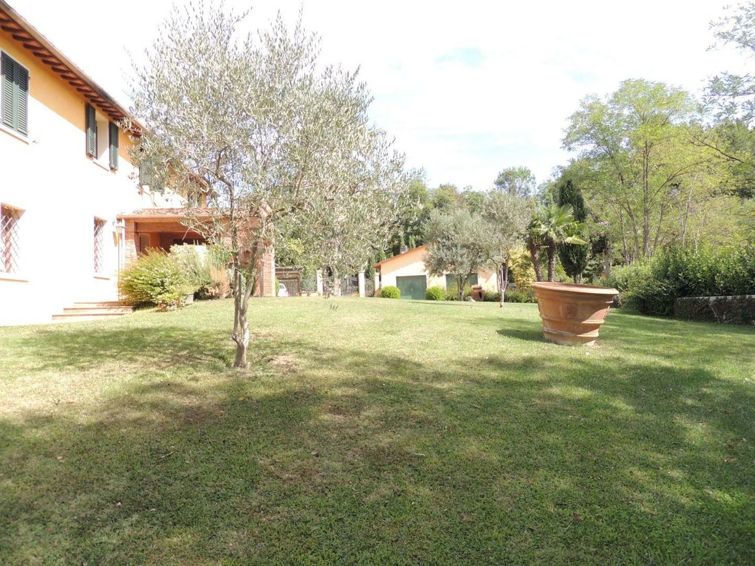 Farm Ranch in Massarella, Fucecchio, Tuscany 2 - 11545060