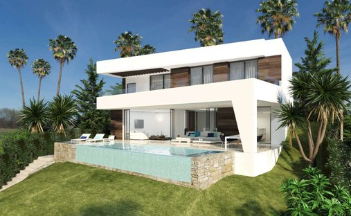 Chalet in Estepona, Andalusia, Spain 1