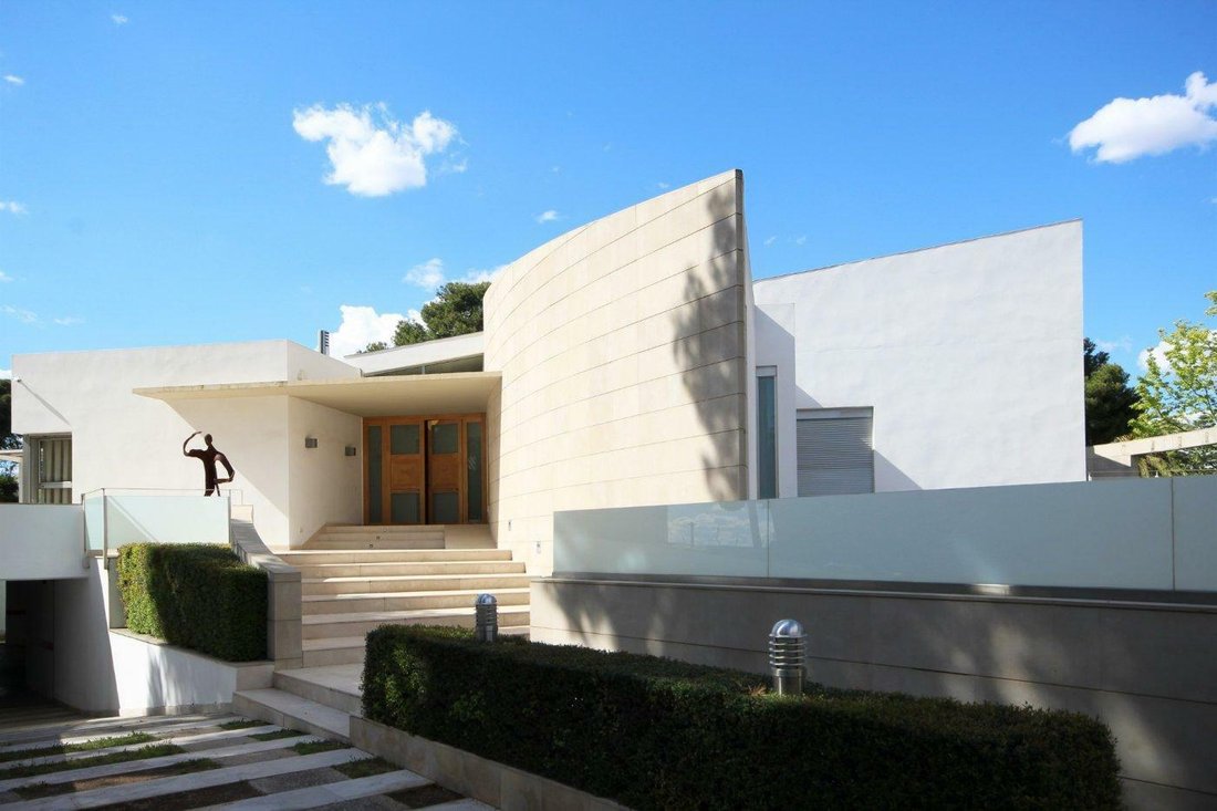 Villa in Torrent, Valencian Community, Spain 1 - 11547201