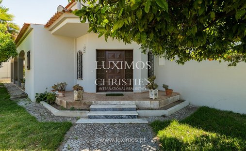 Villa in Loule (Sao Clemente), Algarve, Portugal 1