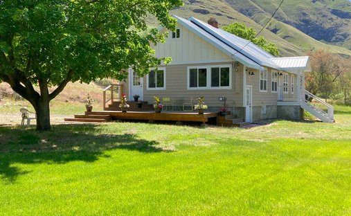 House in Lucile, Idaho, United States 1