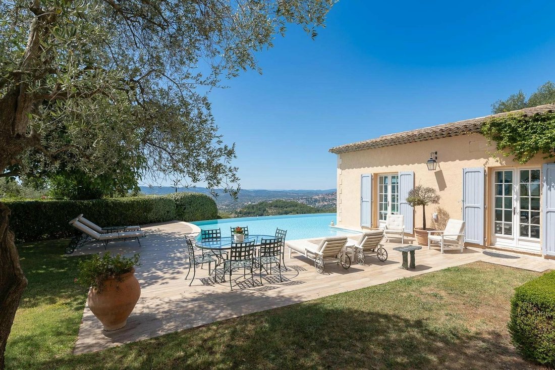 House in Châteauneuf, Provence-Alpes-Côte d'Azur, France 1 - 11550378