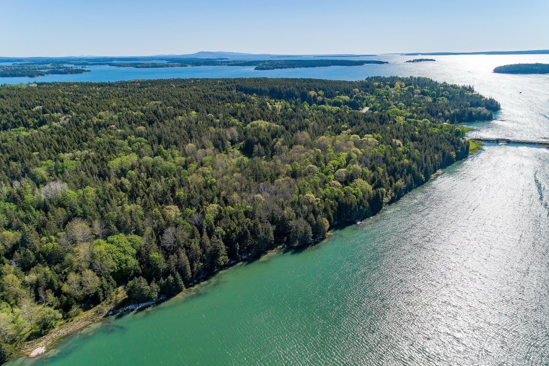 336 A Oceanville Road In Stonington, Maine, United States For Sale