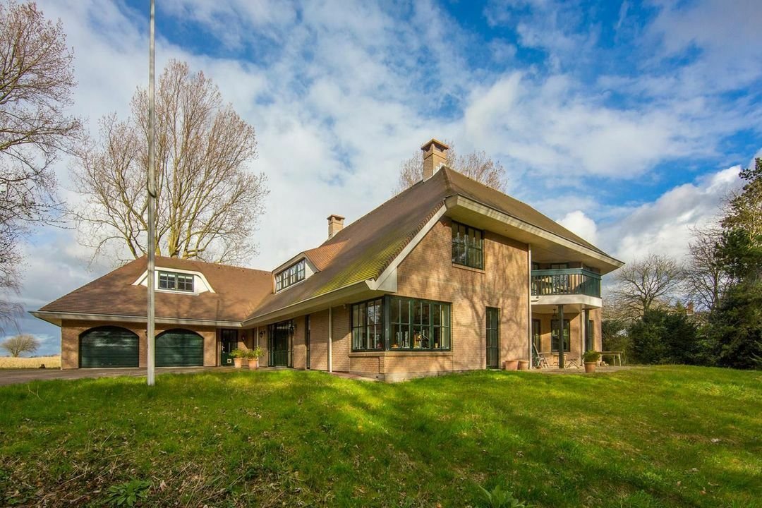 Van Bergenlaan 19 In Wassenaar, South Holland, Netherlands For Sale