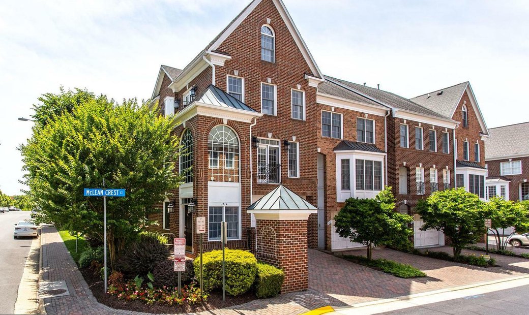 Townhouse, End Of Row/Townhouse In Mc Lean, Virginia, Vereinigte