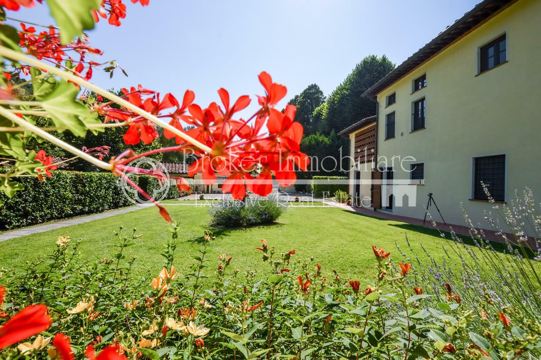 Villa en Camaiore, Toscana, Italia 3 - 11556295