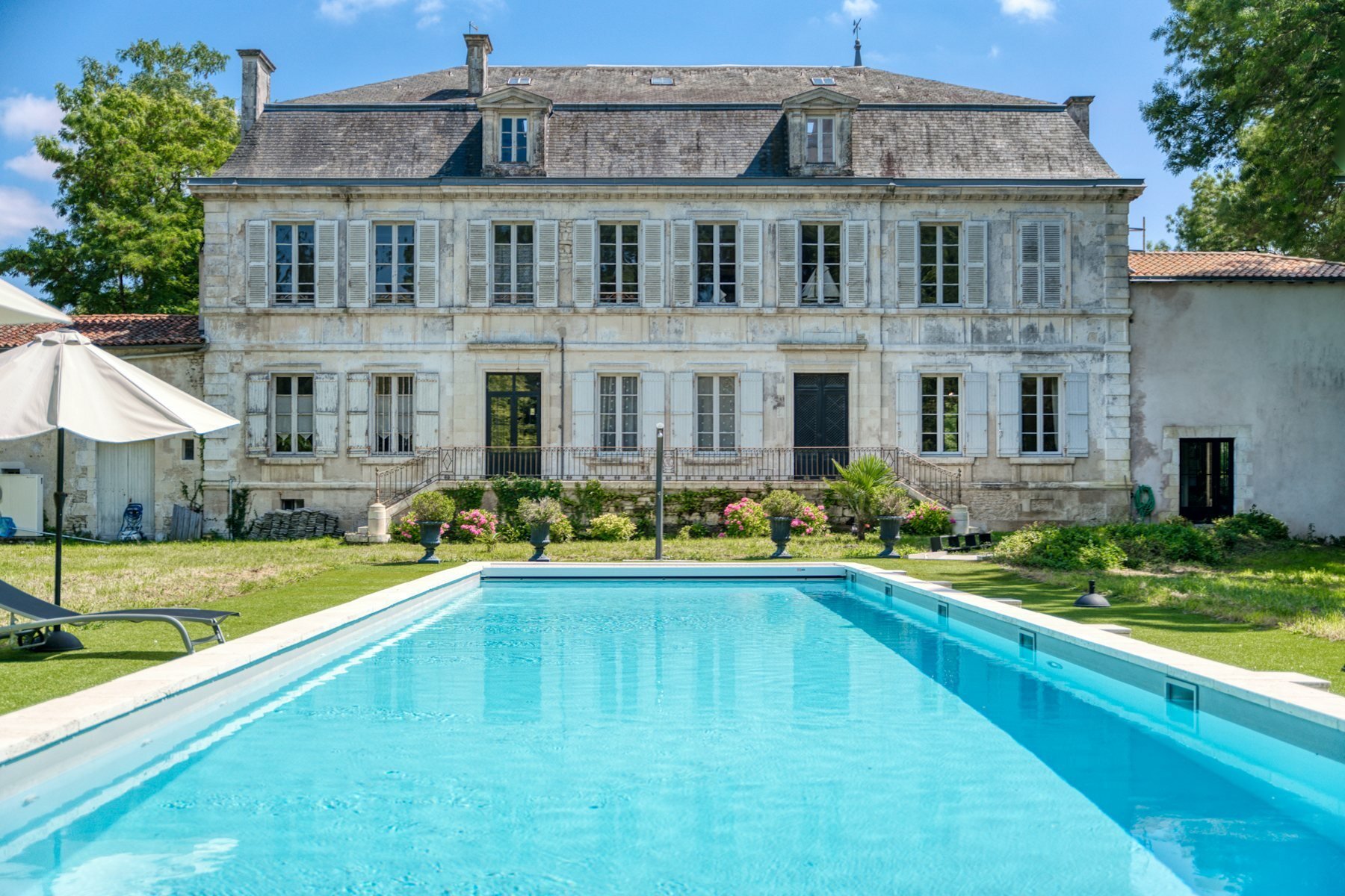 Exceptional Property 25 Minutes From In La Rochelle, Nouvelle Aquitaine ...