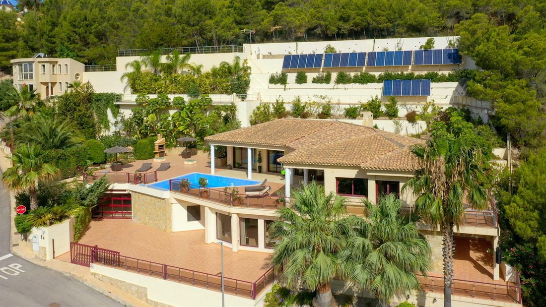 Villa in Altea, Valencian Community, Spain 2 - 11557923