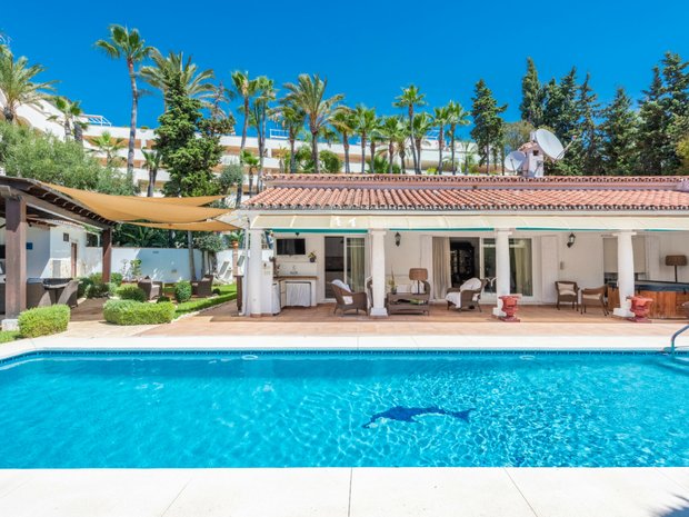Bungalow in Marbella, Andalusia, Spain 1