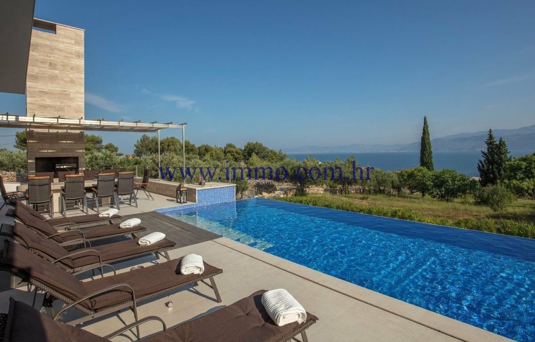 Villa in Postira, Split-Dalmatia County, Croatia 1 - 11558385