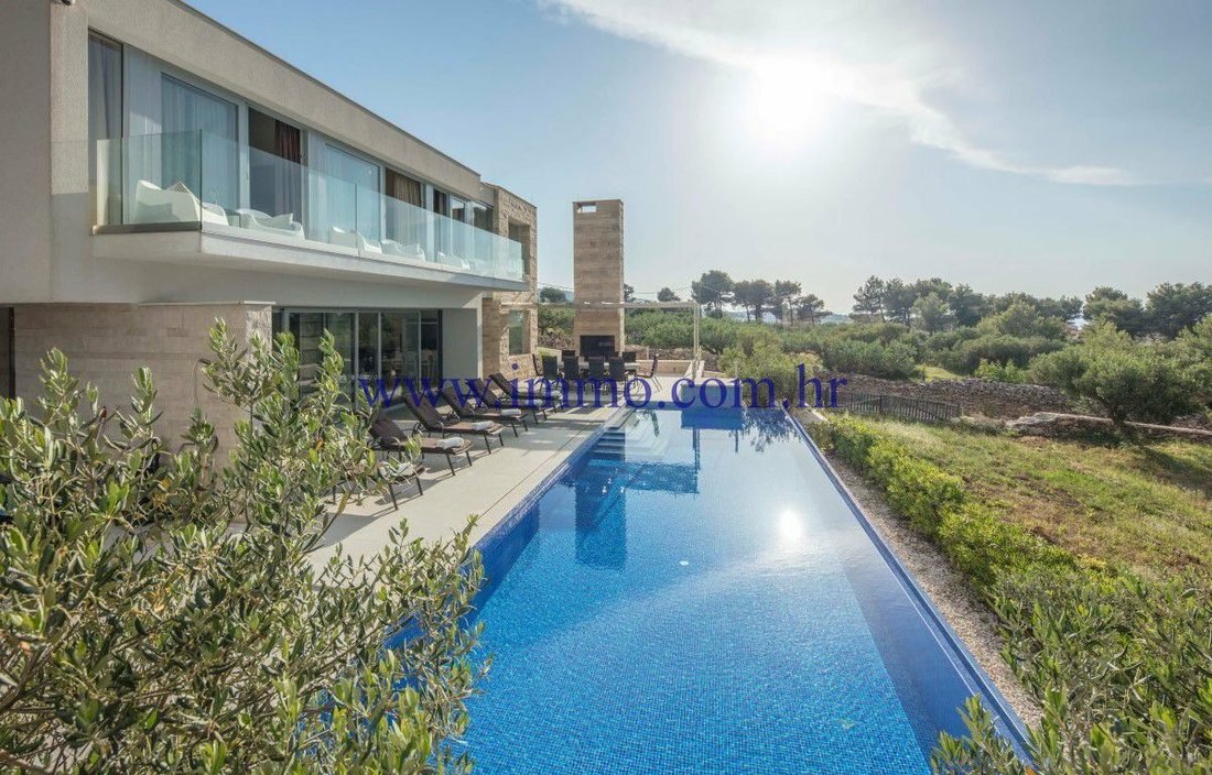 Villa in Postira, Split-Dalmatia County, Croatia 2 - 11558385